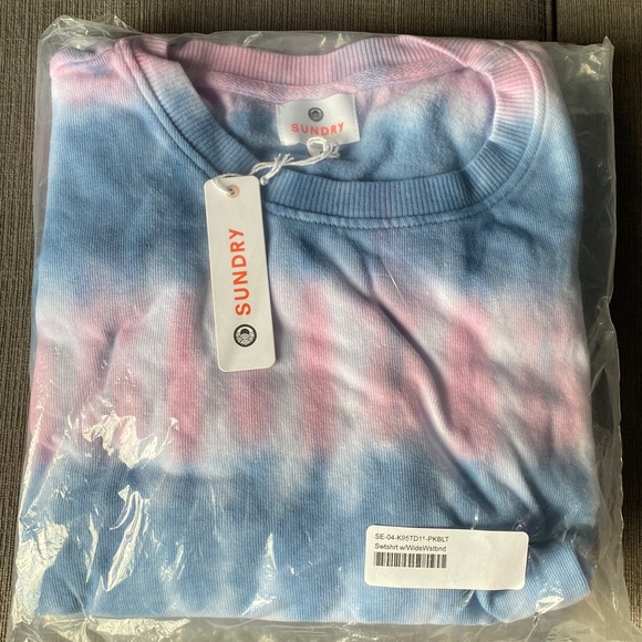 🩷SALE🌼 Sundry Tie Dye Sweatshirt - Picture 3 of 4